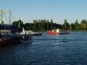 Motor Segelboot mit Motorschaden trieb gegen Alte Liebe bei Koeln Rodenkirchen P134